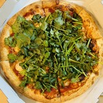 Pizza Hut - 「パクチーすぎて草」Mサイズ 2800円
                      2023年3月25日