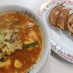 餃子の王将 - 豚辛ラーメン＆餃子