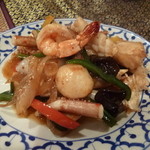 ライ・タイ - 2013.07 バットガバオタレー（海鮮ホーリーバジル炒め）１２００円