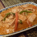 ライ・タイ - 2013.07 パネーンムー（鶏肉のパネーンカレー）１１００円ですが、、どう見たも豚肉のそれでした、、ま、、良いですけど：笑