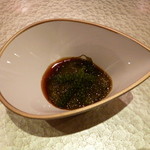 新和食 元永 - 沖縄の新モズク酢と海ぶどう～食感が楽しい