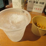 Haisai Saketen - 泡盛とナッツ