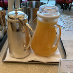 仙台ロイヤルパークホテル - 「オレンジジュース」もこうしてボトルに入っているとおしゃれですね！！