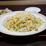 香味園 - 料理写真:カニ炒飯