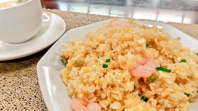 郡山の肉まん専門店『茉莉花』- 本格中華と手作り肉まんが楽しめる