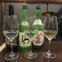 ルアン NIPPONIA HOTEL 竹原 製塩町 - 地酒三蔵の飲み比べ一合 2700円(税込サ10%別)