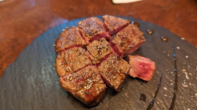 蝶の様に舞い、蜂の様に料理を出す : わいどのおでんの写真