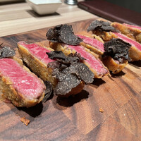 焼肉うしごろ 新宿三丁目店 - 黒毛和牛ヒレカツ　トリュフ添え