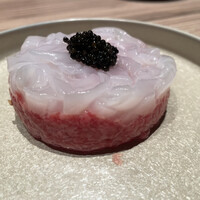 焼肉うしごろ 新宿三丁目店 - 厳選部位とアオリイカのタルタル