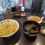 環七ラーメン 周麺 - つけ麺大盛り＋半チャーハン