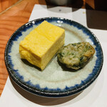 鮨匠 のむら - 【写真②】飛び魚の薩摩揚げ、出汁巻き玉子