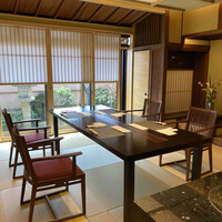 柿安 料亭本店 - 広々とした個室