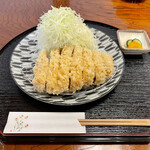 揚げもの処 かつひろ - リブロースかつ定食…1960円