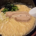 達磨家 - 豚骨醤油ラーメン