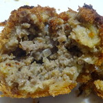 柿安 近鉄四日市精肉店 - 黒毛和牛100％メンチカツ