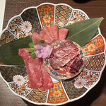 Yakiniku Washino - 赤身肉3種