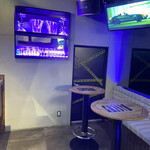 OAK BAR - 