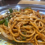 キッチン あずま - パルメザン粉チーズとタバスコで味変♡