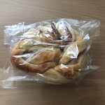 ベーカリー スクエア - 桜あんロール