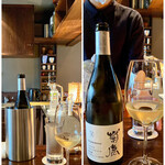 たでの葉 - 熊本県 熊谷ワインファーム〝菊鹿シャルドネ〟
      熊本県山鹿市菊鹿町で作られたシャルドネを使った白ワイン、ボトルを入れ二人でシェアしていただきました♪