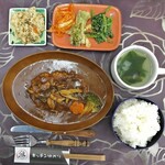 キッチンゆかり - ジャンボハンバーグ定食
