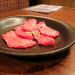 炭火焼肉酒家 びっくりや - 上タン