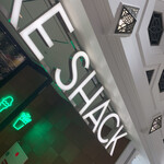 SHAKE SHACK - 