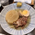 丸 - おでん　大根・牛すじ・玉子　＊ねぎも美味い！