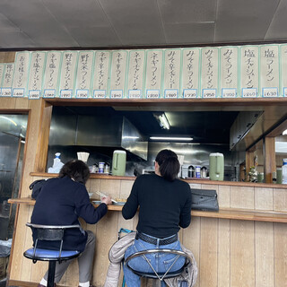 手打ちラーメン丸富_2