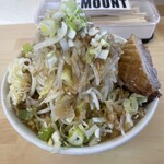 ハイマウント M - ラーメン並、ニンニク少しほかはマシ。