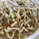 ハイマウント M - ラーメン並の麺アップ