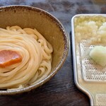 元祖しょうゆうどん 小縣家 - しょうゆうどん(大)とすりおろした大根