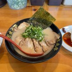 博多ラーメン 本丸亭 - チャーシュー麺