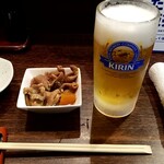 Naojin - お通し、生ビール