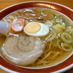 Kamejirou - ラーメン ¥490