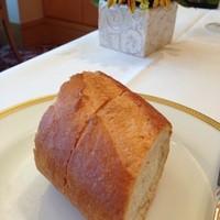 フランス料理 プリドール - パン