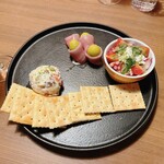 CHEESE SQUARE AVANTI - 生ハム、オリーブ、タコマリネ