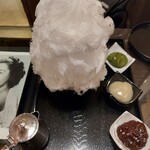 阿左美冷蔵 金崎本店 - 蔵元秘伝みつ 極みスペシャル（右側）