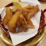 回転寿し トリトン - かすべの唐揚げ。