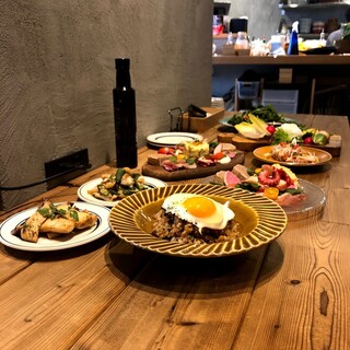 様々なシーンで◎コスパ抜群のコースや昼飲み用メニューもご用意