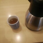 手打ちそば かわ咲 - サービスのお茶