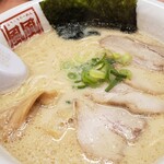 風風ラーメン - 豚骨ラーメン