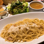 Charcoal Dining るもん - 