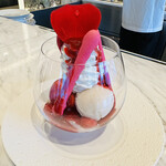 ピエール・エルメ・パリ Aoyama - クープ グラッセ イスパハン