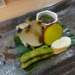 御料理 寺沢 - 先付け八寸　湯葉　枝豆　丸十　アワビ　グジの唐揚げ　海そうめん