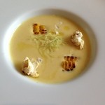 レストラン オルフェ - トウモロコシの冷製スープ