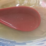 200651356 - 鶏ガラ清湯スープベースに特製塩ダレを合わせたクリアな塩スープ優しい味わいながら旨味タップリで磯の香りもし、完飲まで美味しさが続きました。