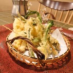 夜ノ森 - 春野菜 おまかせ5種盛り 天ぷら