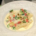 ビストロ　モラトゥール - 前菜　生ハムと野菜のパスタ