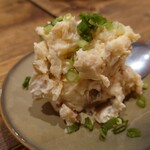 餃籠包・麺 包包 - ポテトサラダ 400円